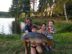 pêche en famille en Aveyron